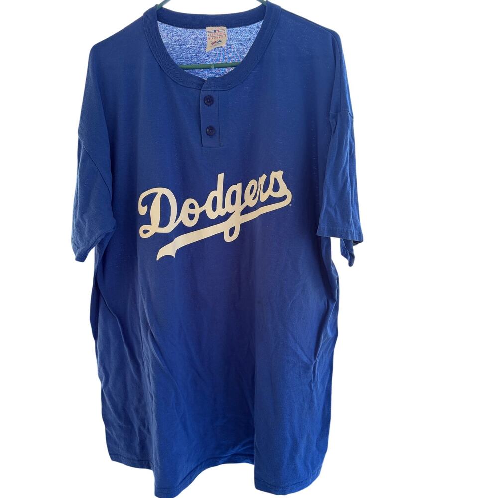 Vintage LA Dodgers tshirt- 2 button up- size XXL